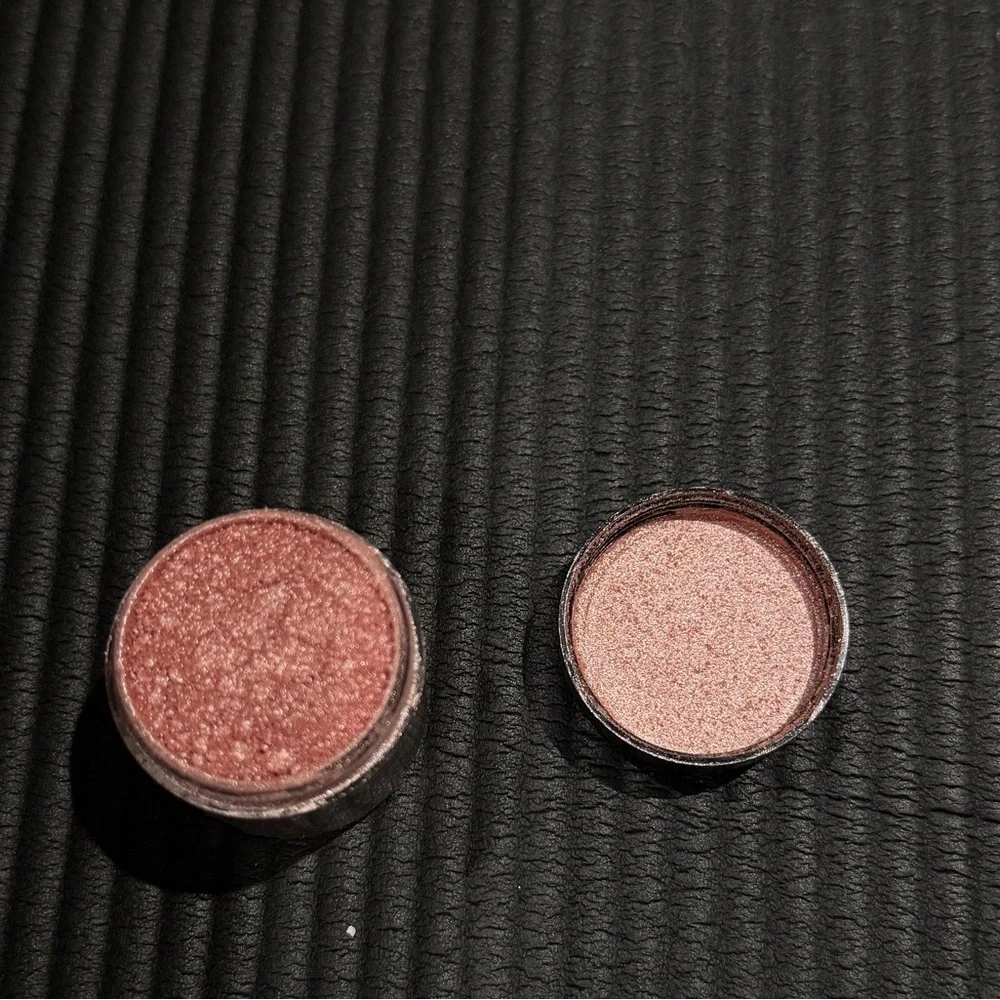 vintage MAC Cosmetics color Le fairylite pigment, color powder Eyeshadow